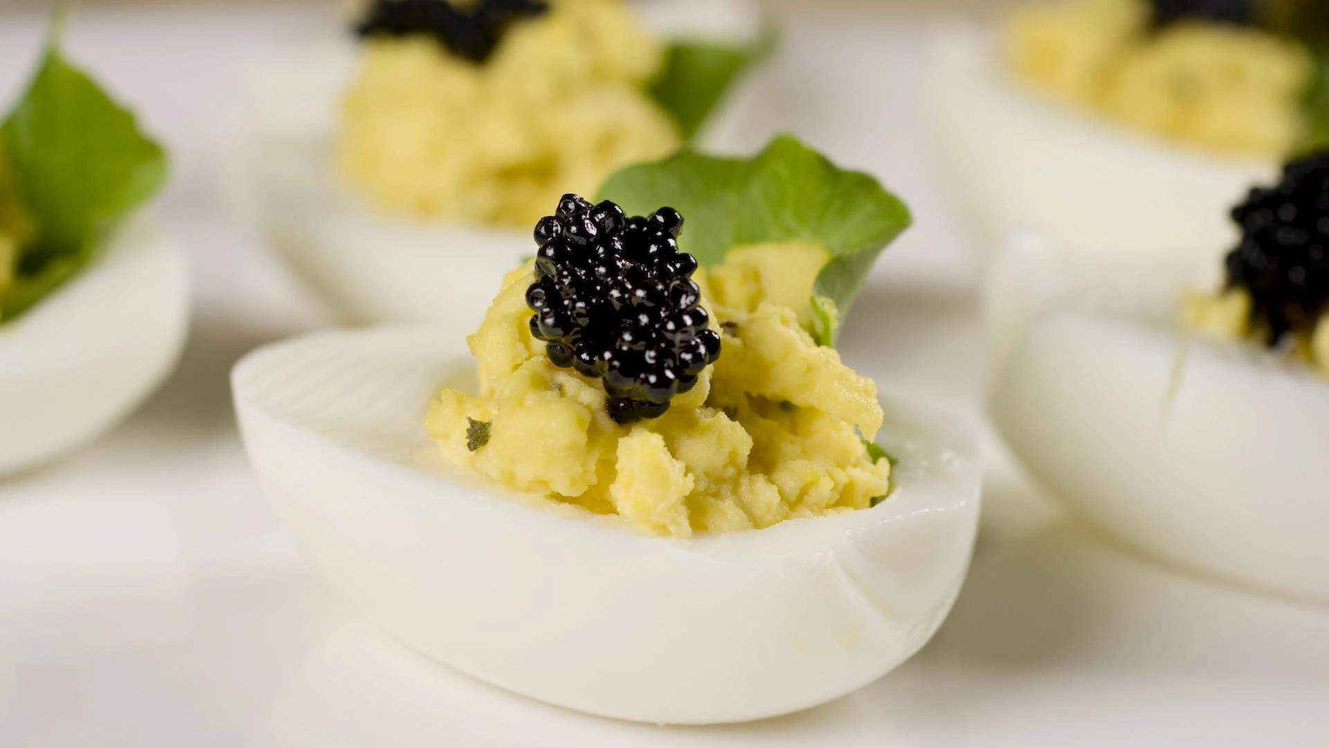 How to Serve Caviar - 5 Ways to Eat Caviar